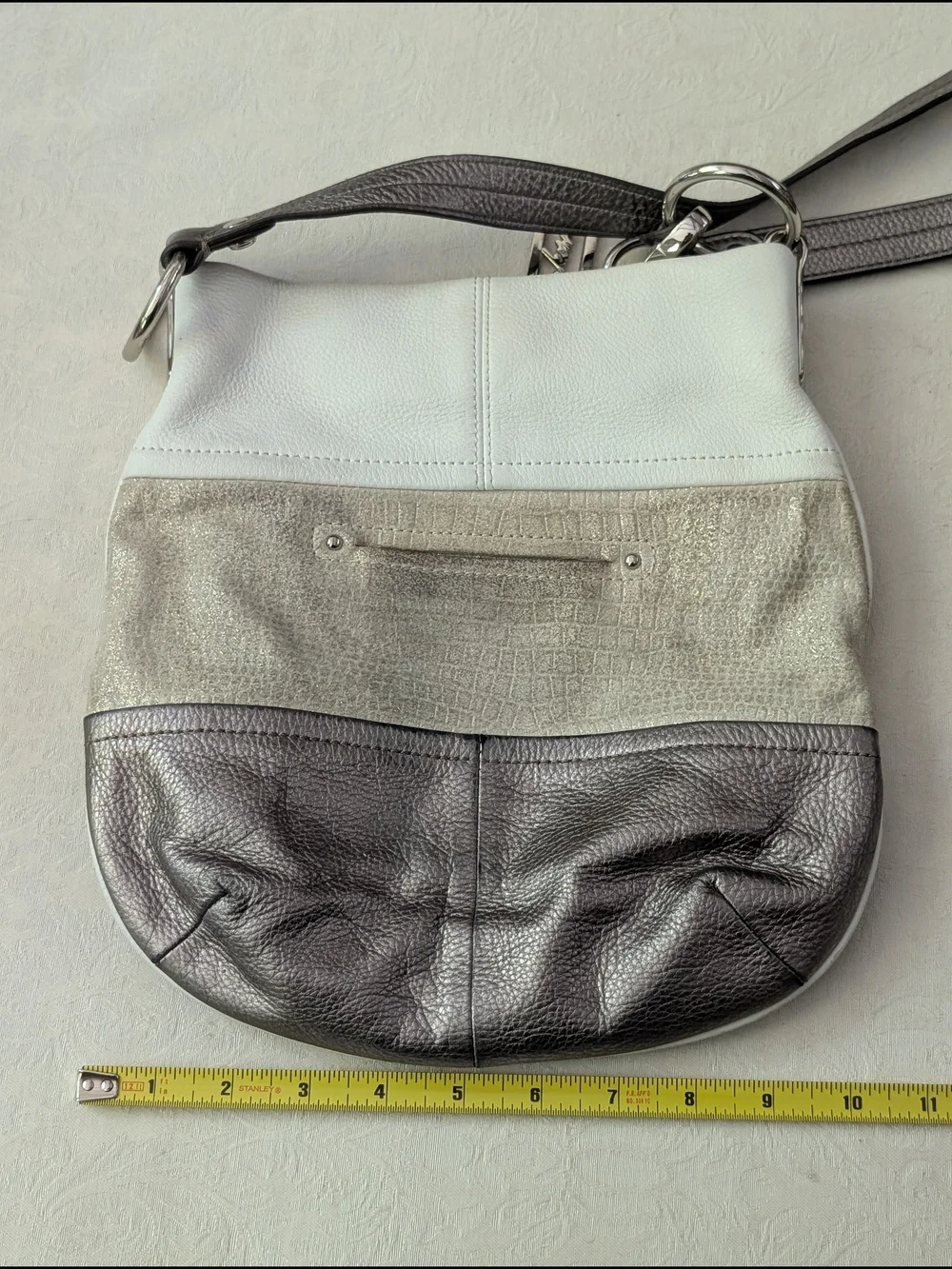 B. Makowsky Colorblock Shoulder Bag White Silver Gray Zip Leopard Lining